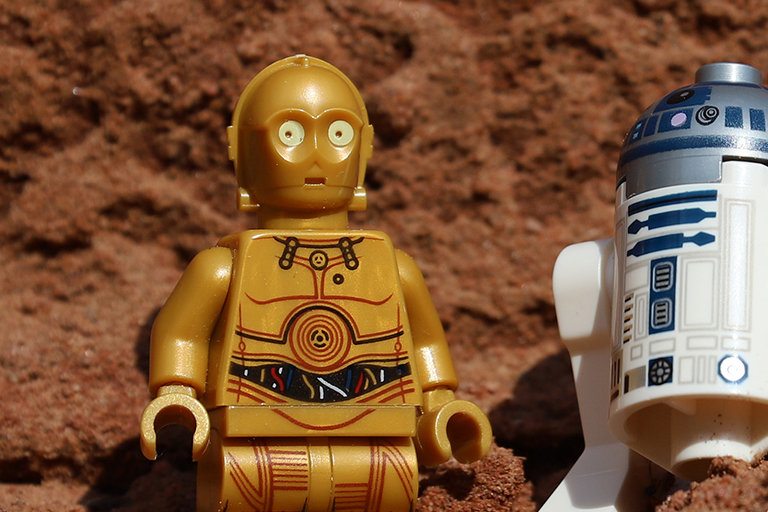 C-3PO et R2-D2, traducteurs du futur